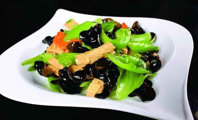 我的素食因缘:一条鱼一只鸡